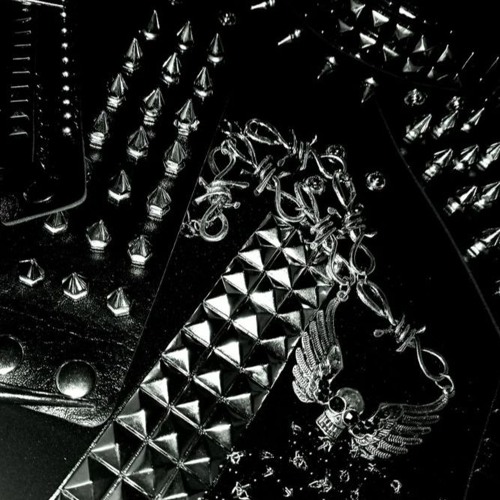 Around Me 🖤 (pixelhood)