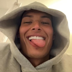 Hot like Marlon