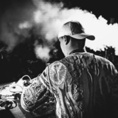 SWEET DREAMS (LIVE TECHNO BOOTLEG)