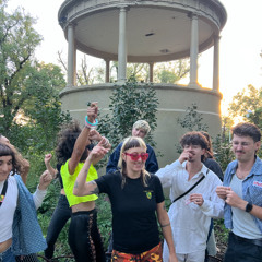 Episode 14 w/ The Jakob Sister (Sachsentrance)