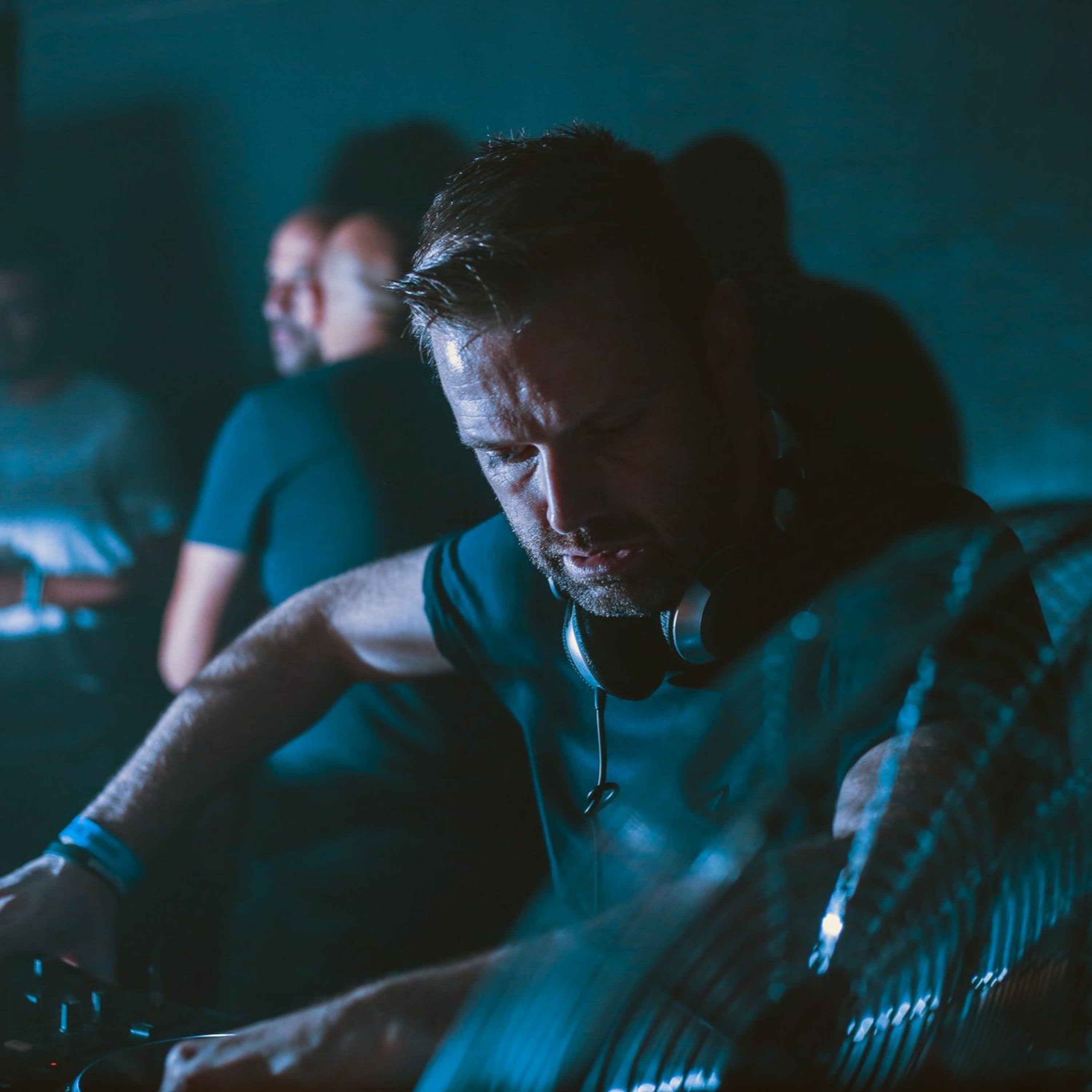 Paul Thomas presents UV Radio