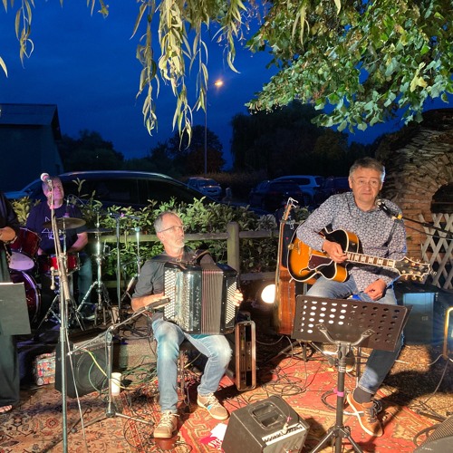 Stream LA MAISON SUR LE PORT Amalia Rodrigues by Tapas Nocturnes