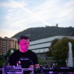VIRXE – House Grooves Live @ Kürah Club x Atmos