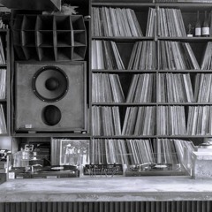 Tech House Mix on Vinyl