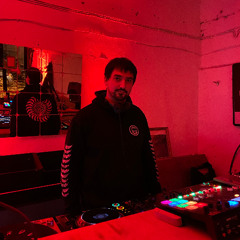 smoke break – maufo 14.11.25