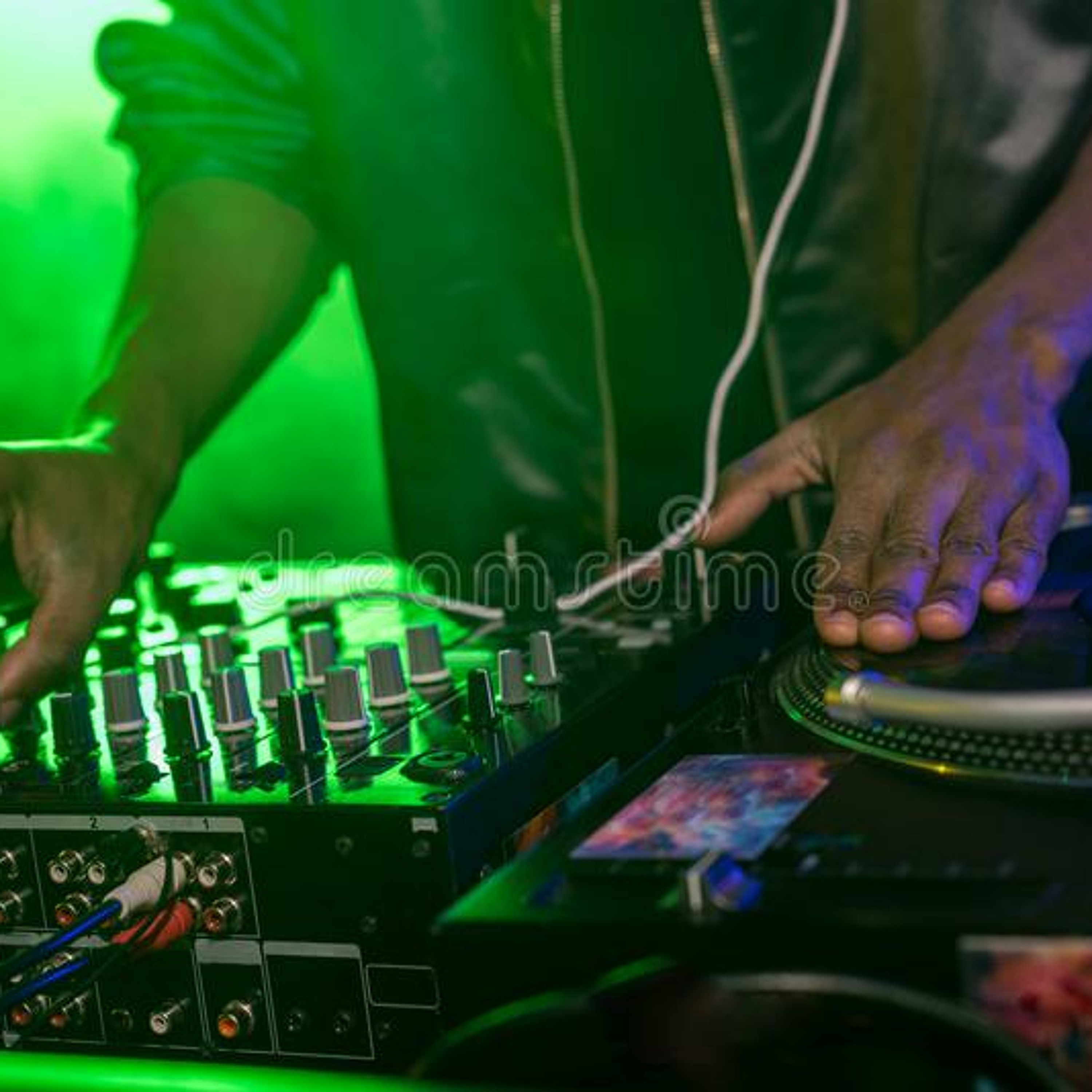 DJ Frankie Dee