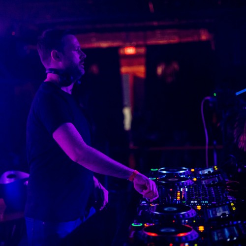 Paul Thomas presents UV Radio 268