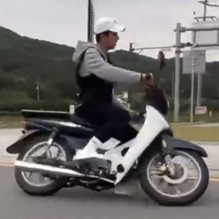 치마긁기 챌린지