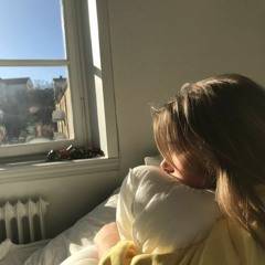 Sunlit Weekday ☕