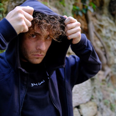 Juno Daily - In The Mix: Glisz