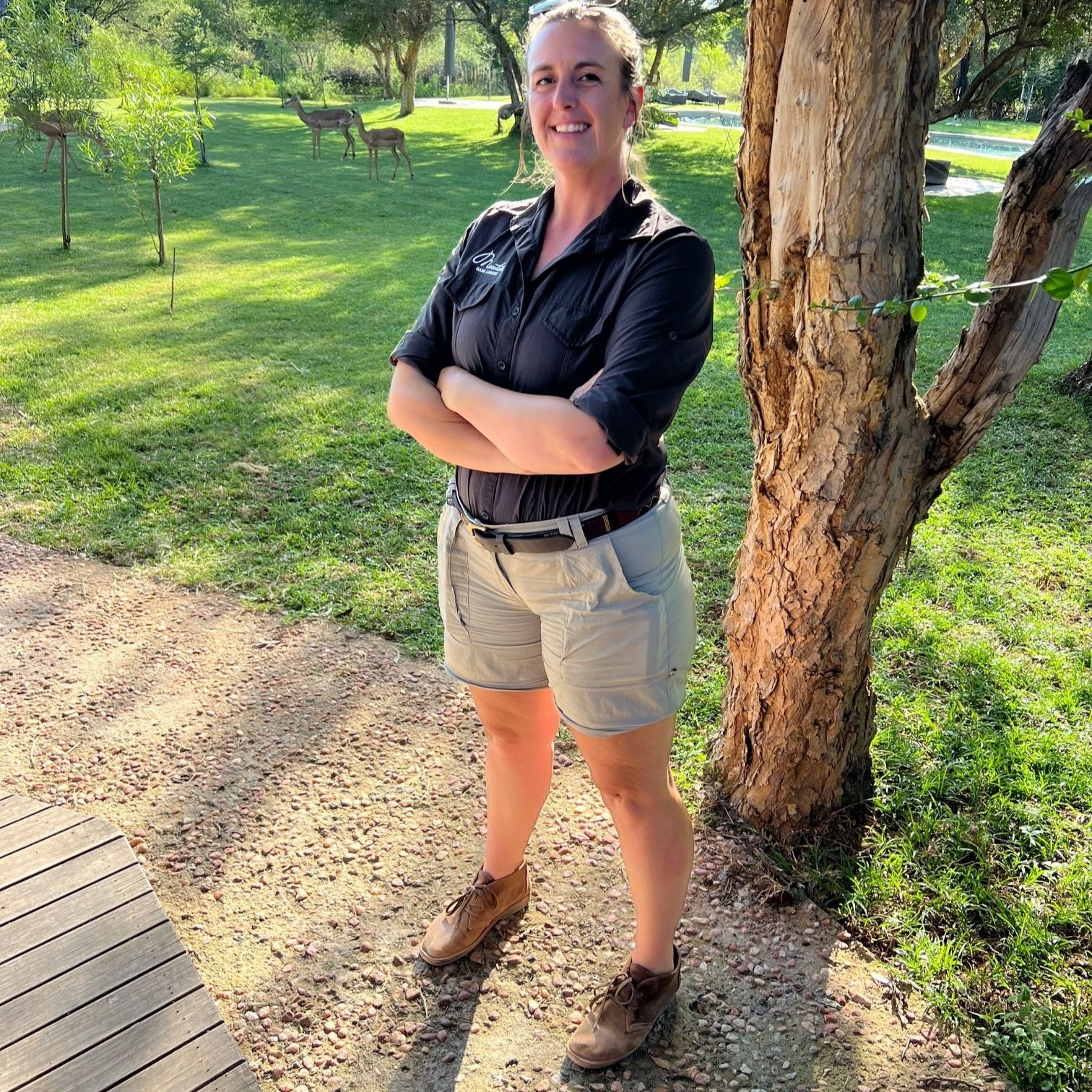 From Animal Lover to Head Guide -Kim La Hanie's Life on Safari -Helen Hayes episode artwork