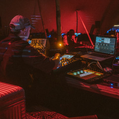 Initial Code present Analog Fragments LIVE PA - La Nature 2025