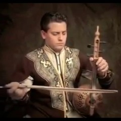 امامیار حسنف - زیر نور ماه
