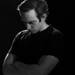 Lost In The Dark - Michael Mo