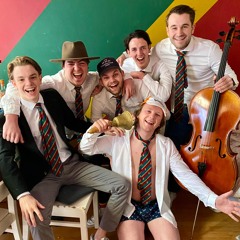 Honderd Mannen Sterk (ft. Zanger Richard) - Cambrinus