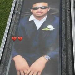 MAN I MISS MY GUYS🕊