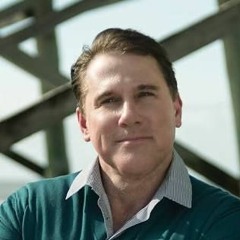 New York Times Best Selling Author Nicholas Sparks
