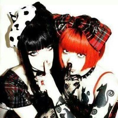 @8blss & @kqhw . . neva trust a ho🤫