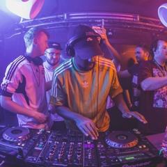 MEROMAN ON DECK YH