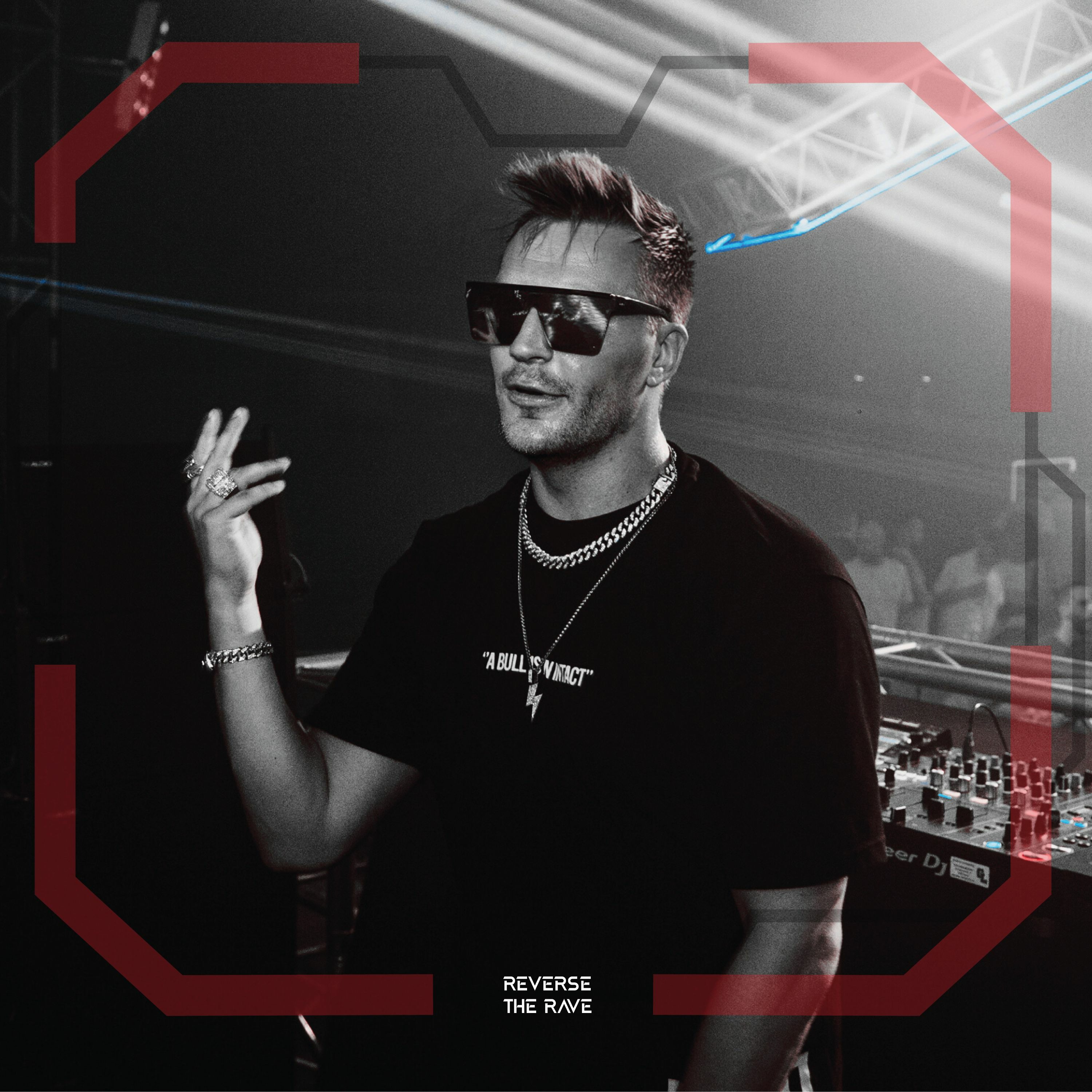 DJ Toby DEE