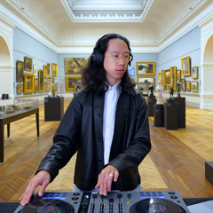 Dreamy Ambient Mix in a Sun Lit Art Gallery | Derrick Gee