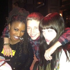 msg no celular (raygen)