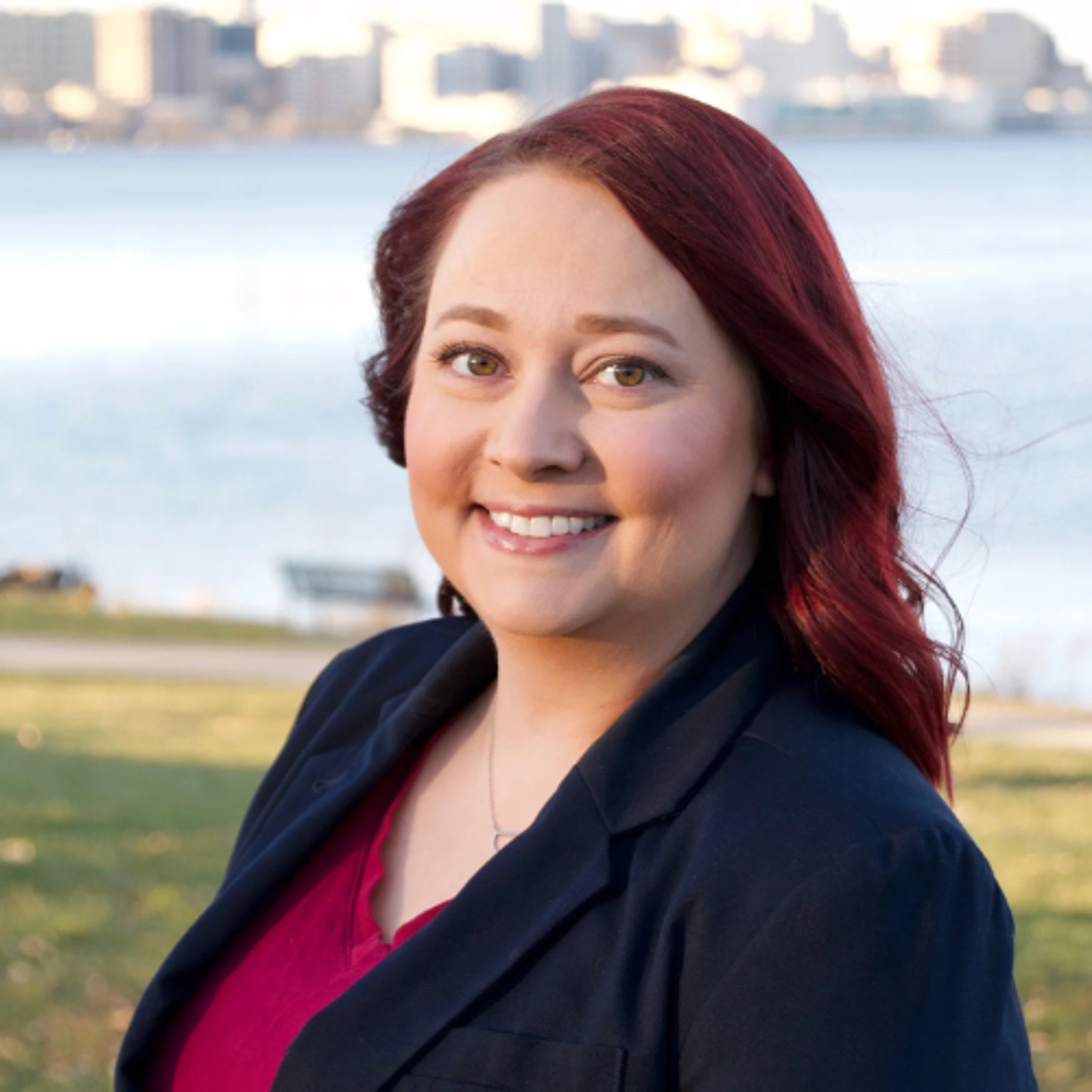 School Board Seat 7 Candidate: Dana Colussi-Lynde