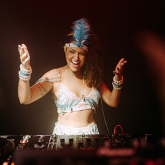 Caroles - Live @ Fox&Badge London_
