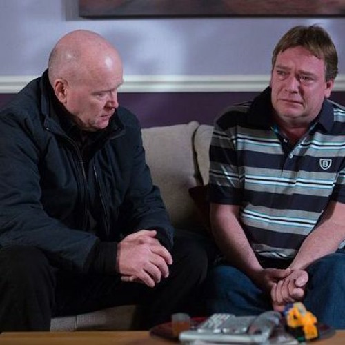 Phil Comforts Ian As He Breaks Down Over Lucy's Murder