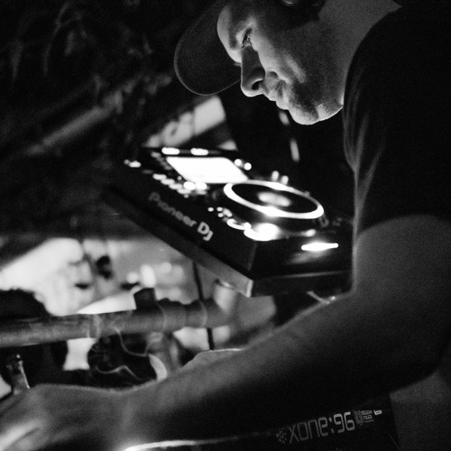 Deniro | Vault Sessions x Vision Ekstase, BRET | 02 APR 2023