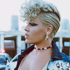 P!nk - What About Us ( Carlos Moreira Remix ) FREEE
