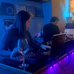 .fiabeliveset. with Desirè Bertolini at @T-Trane