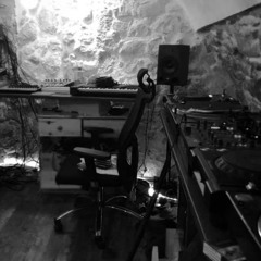 Confinement mix .... n° 2.... Sacha Case