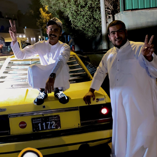 ‎⁨اجاني شامت مخلي نفس عطرك⁩