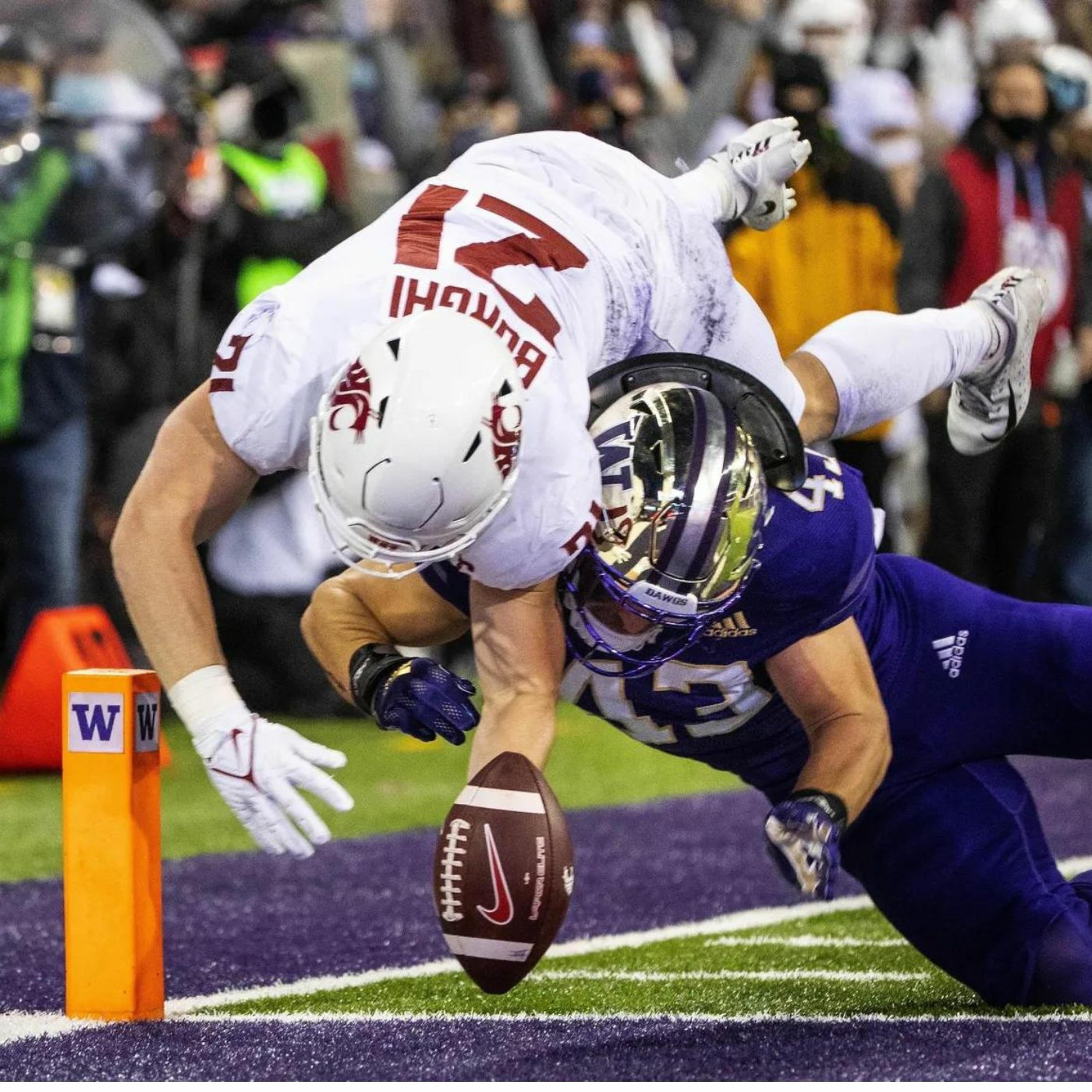 TTP #181 : Une "Apple Cup" new look... Les Previews de Washington et Washington State ! episode artwork