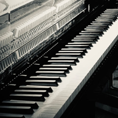 Improvisation_131025_444hz_Variations over C