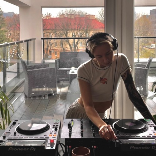 Ana Mutti - First Mix 16.11.2023