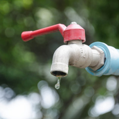 Français - En RDC, seulement 4 personnes sur 10 ont accès à l’eau potable