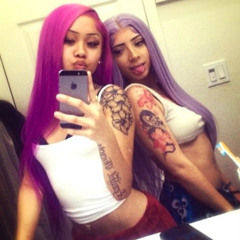 its a party 2? (rika)