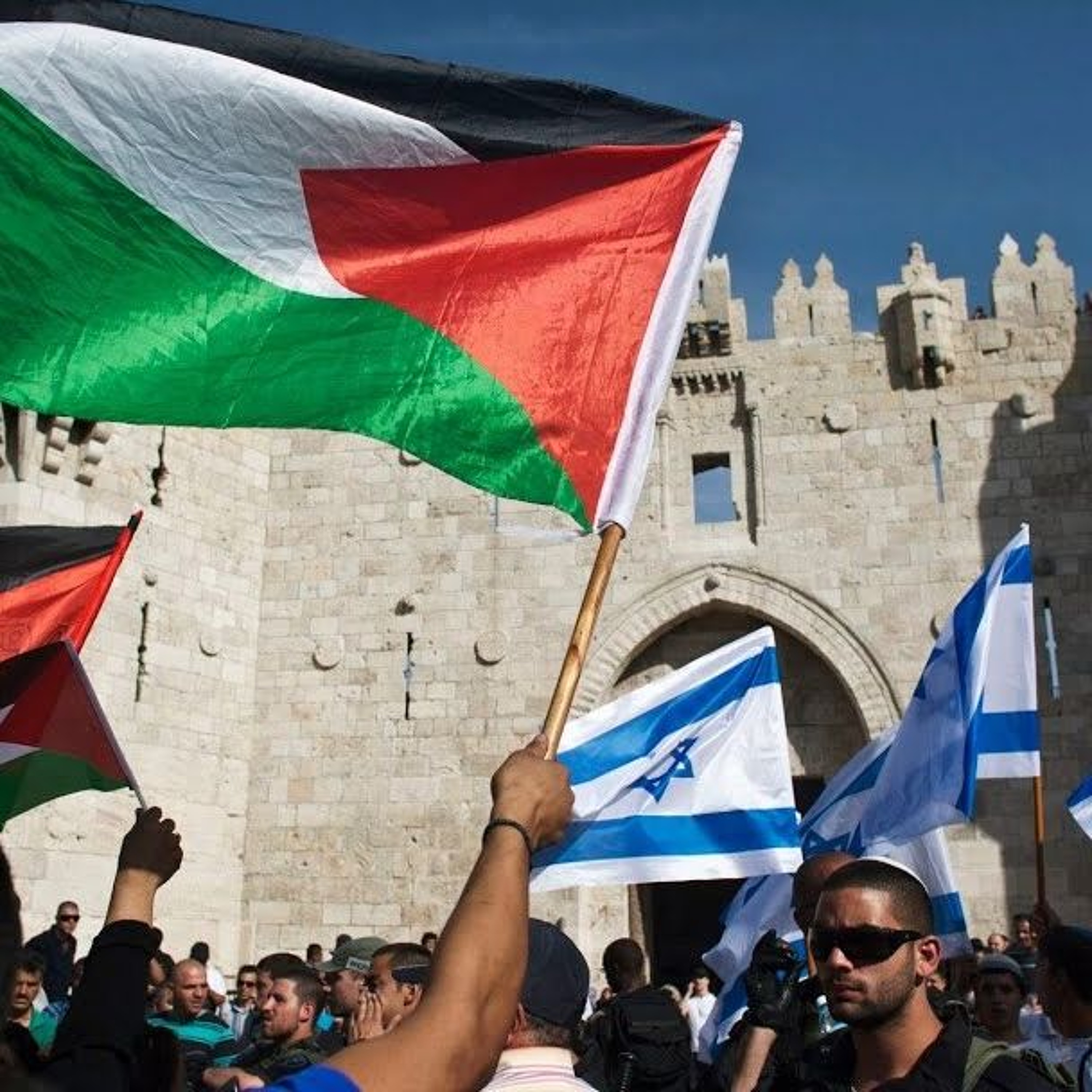 "A GLOBAL WAR IS COMING" - PROPHECY OF A WORLD WAR & REMEMBRANCES TO ISRAEL