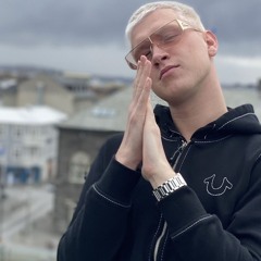 Daniil - Frekar Hér V8 (DEMO).m4a