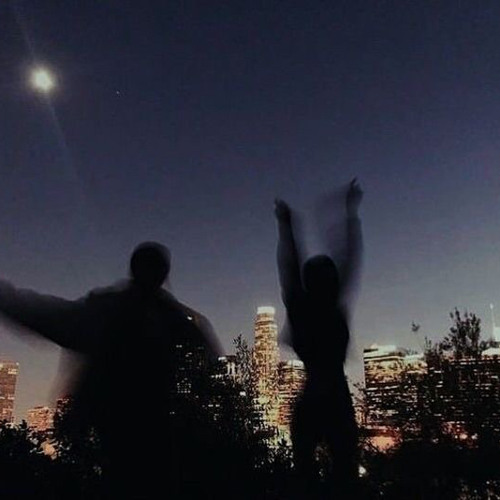 ‎⁨وبنسَى حياتي وسنيني ⁩