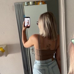 b e l l a