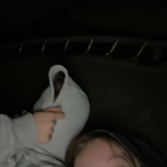 I still wanna hold ur hand <3