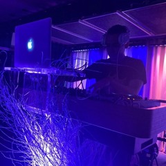 House Vibes