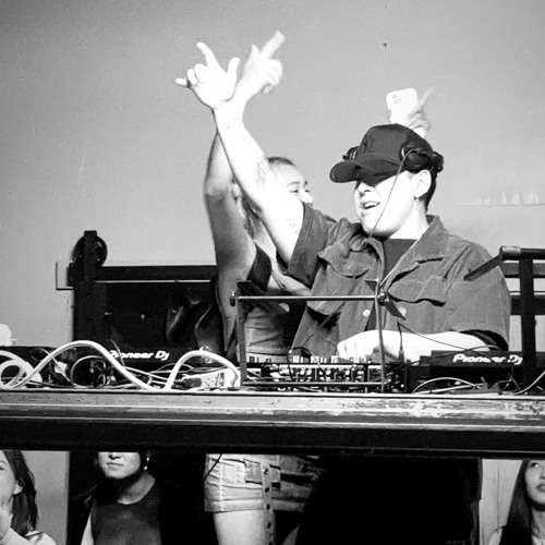 Better With Friends - DJ SET (Bass House/Speed House/ Trap)