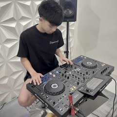 Hạnh Phúc Một Người Sẽ Đến-Đổi Tình Đổi Áo.mp3