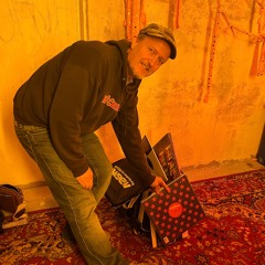 Compact Disco w/ Vik | Shella Radio 20.10.2024