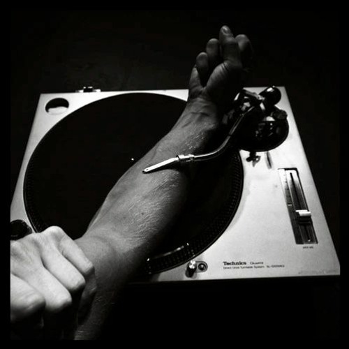 HIP HOP IN MY VEINS (CAN'T STOP THE BLOOD FLOW)