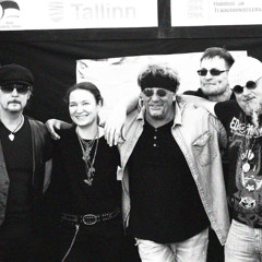 Тёмный пурпур